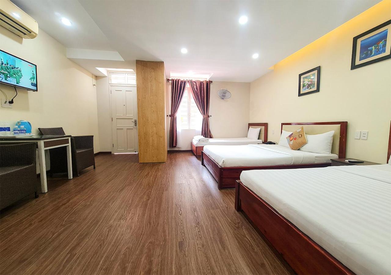 Quan Quan Hotel Da Nang Exterior foto